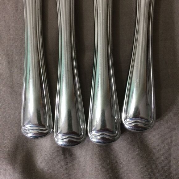 Gorham Ribbon Edge Stainless Dinner Knives Set of 4, 9” Flatware Silverware - Picture 4 of 4